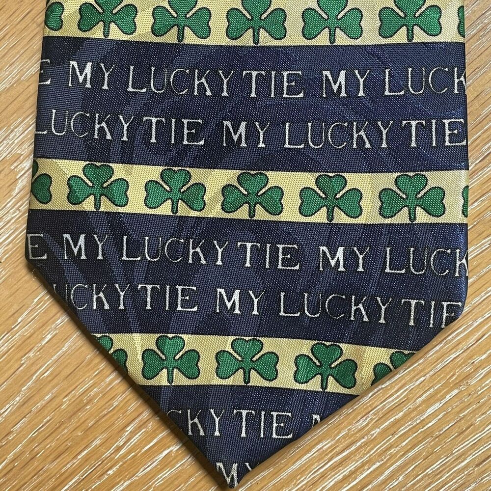 Steven Harris Handmade Necktie My Lucky Tie Shamrock Luck of the Irish‎ So Cool